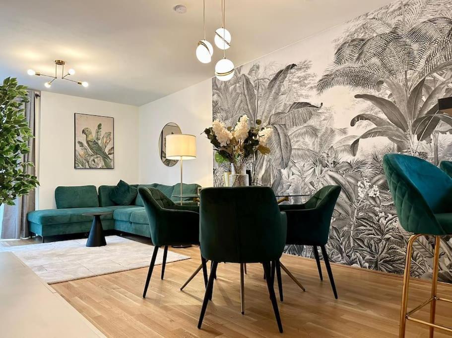 Balcony Apartment I 50 M² I Near City Center Bécs Kültér fotó