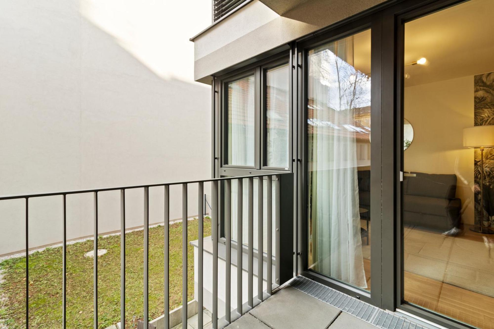 Balcony Apartment I 50 M² I Near City Center Bécs Kültér fotó